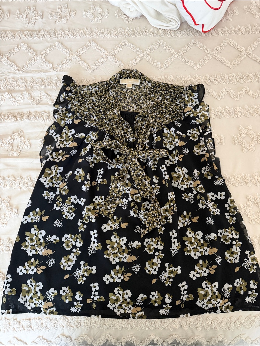 Michael Kors Black Floral Tie-Neck Sleeveless Blouse